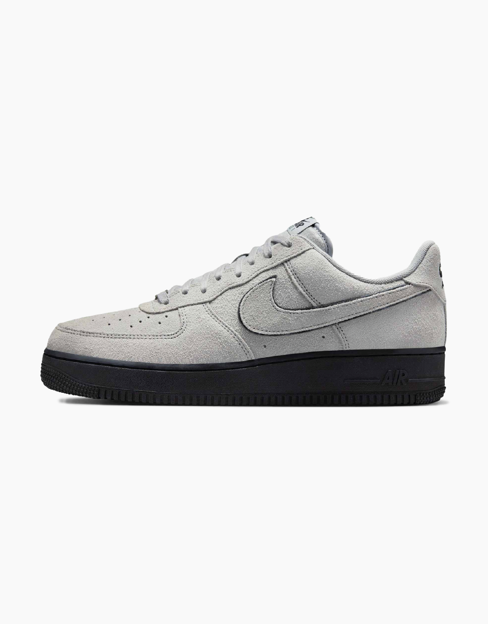 Nike Air Force 1 '07 LV8