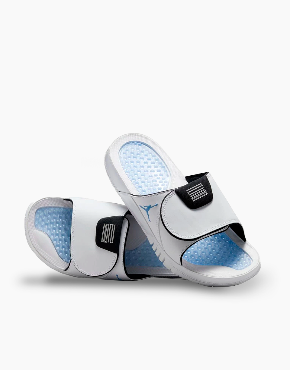 Nike Jordan Hydro XI